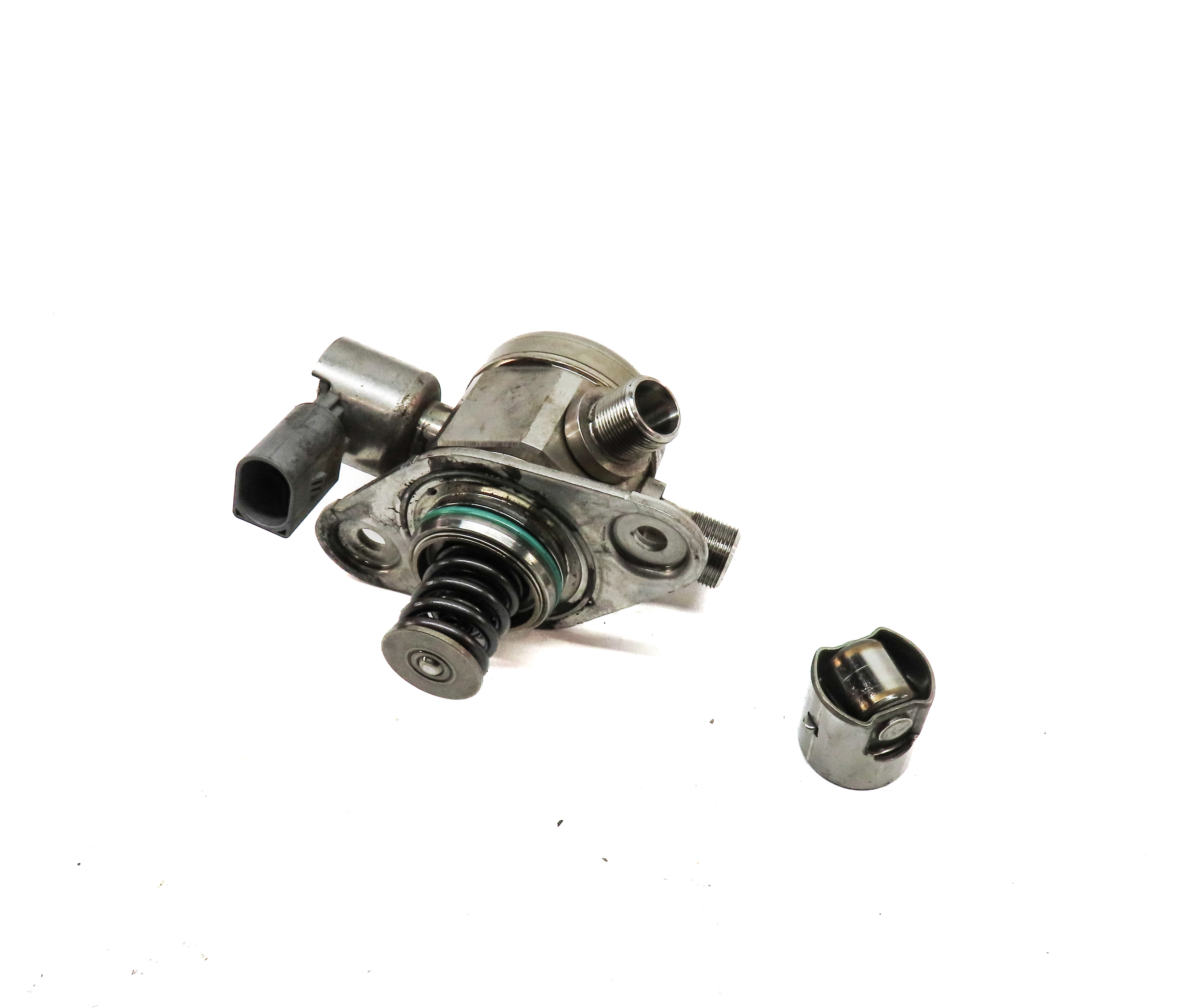 12-18 MERCEDES C E GLE GLK ML (W204 W207 W212 W166) M276 HIGH PRESSURE FUEL PUMP — exact item pictured